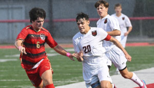 Mountain Ridge shuts out UHS boys' soccer team